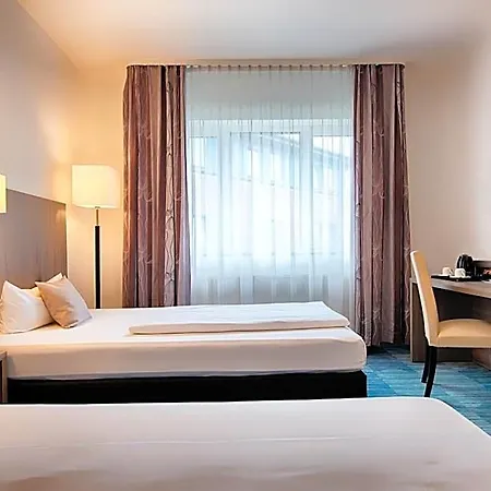 Achat Dortmund Отель 4*