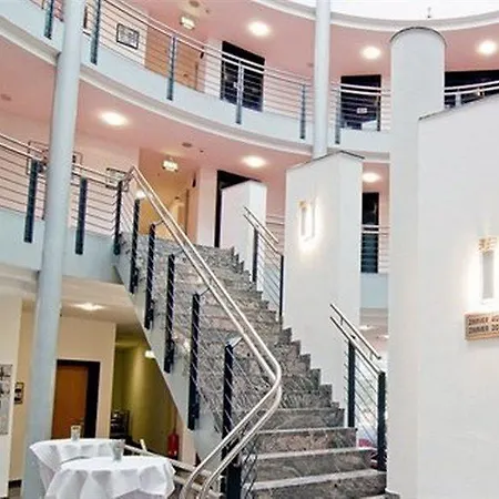 מלון Achat Dortmund 4*