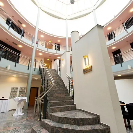 ホテル Achat Dortmund 4*